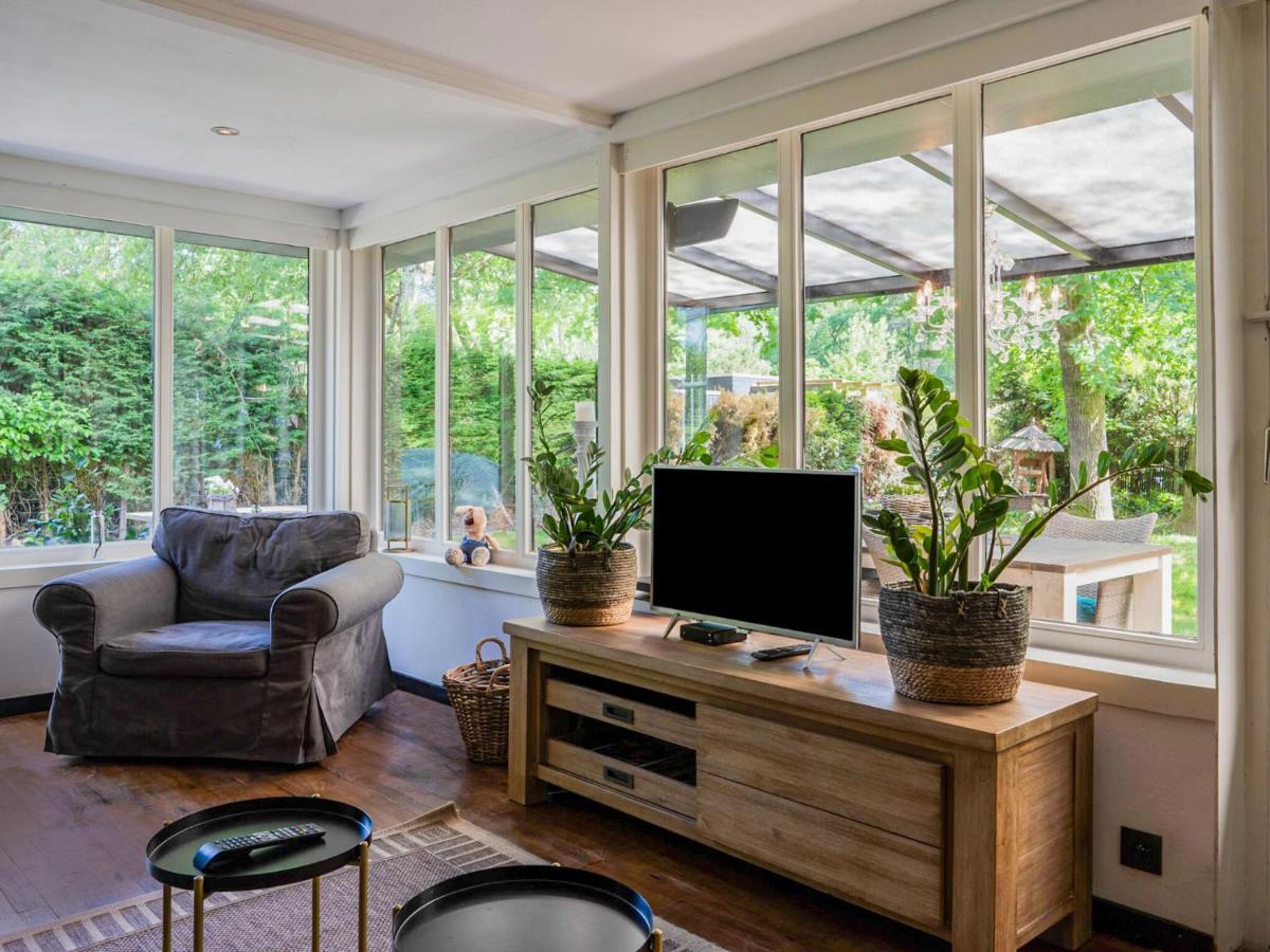 Upscale Bungalow In Lanaken With Private Garden Экстерьер фото