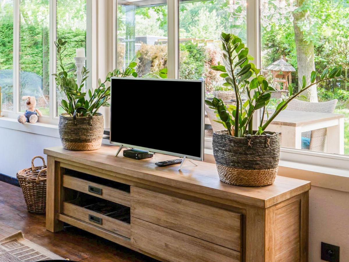 Upscale Bungalow In Lanaken With Private Garden Экстерьер фото