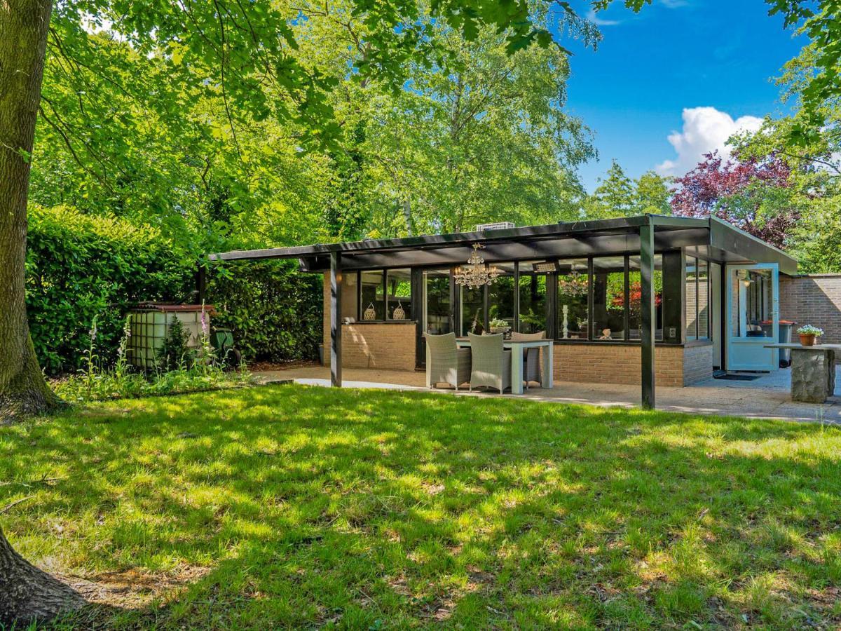Upscale Bungalow In Lanaken With Private Garden Номер фото